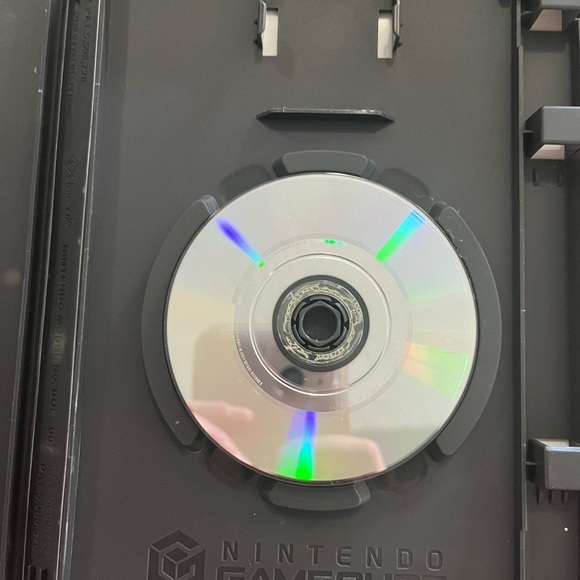 GAMECUBE SPYRO The Legend of Spyro A New Beginning - Picture 3 of 4